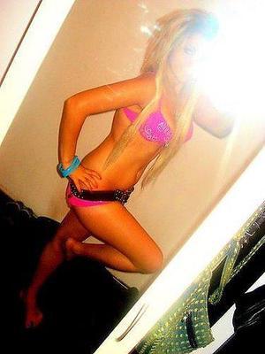 Taylor from Montana is looking for adult webcam chat
