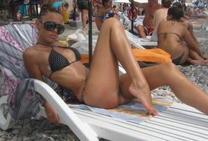 Escorts like Jeanette are down to fuck you now!