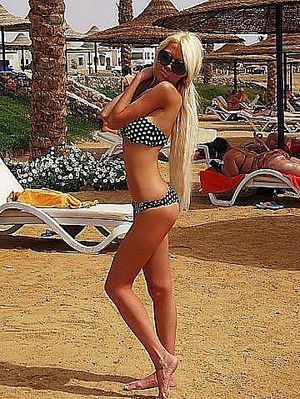 Emely is a cheater looking for a guy like you!