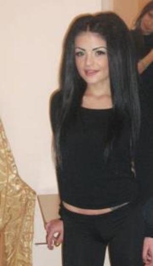 Ariel is a cheater looking for a guy like you!