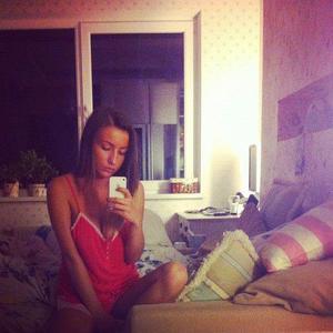 Nanette from  is looking for adult webcam chat