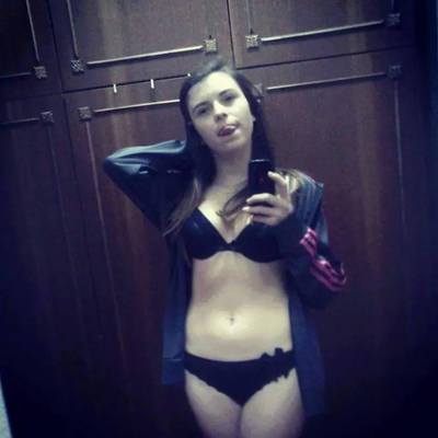 Ashley from Florida is looking for adult webcam chat