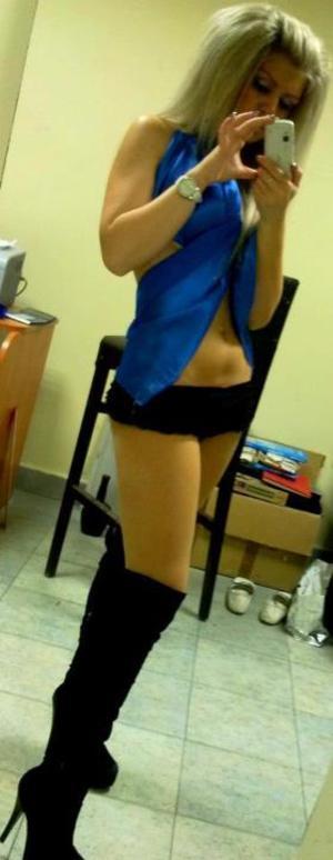 Looking for girls down to fuck? Sabrina from Alberta is your girl