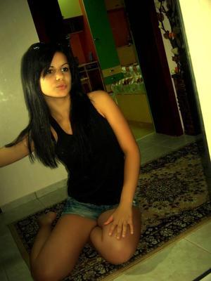 Looking for local cheaters? Take Zariyah from New York home with you