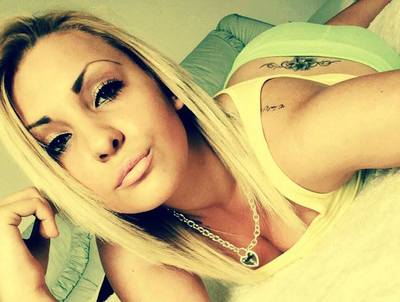 Looking for local cheaters? Take Deborah from Massachusetts home with you