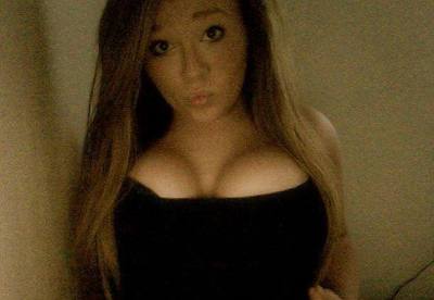 Meet local singles like Caroline from Texas who want to fuck tonight