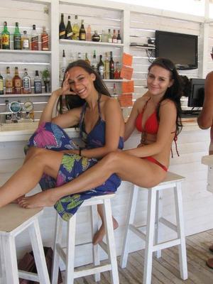 Janine from Arkansas is interested in nsa sex with a nice, young man