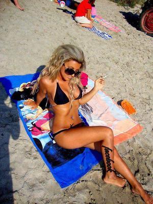 Meet local singles like Jennie from Colorado who want to fuck tonight