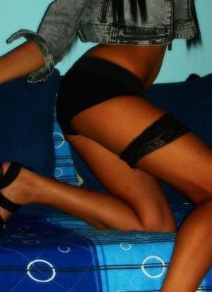 Looking for local cheaters? Take Aleah from Nevada home with you