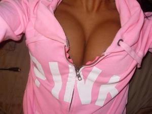 Salma from Hawaii is looking for adult webcam chat