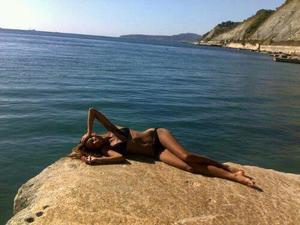 Looking for local cheaters? Take Jamila from Indiana home with you