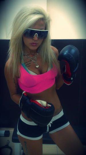 Lesley is a cheater looking for a guy like you!