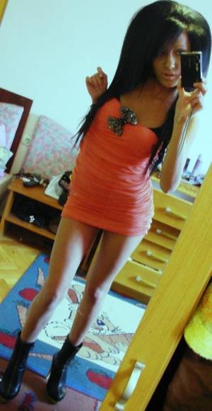 Ashley from Mississippi is looking for adult webcam chat