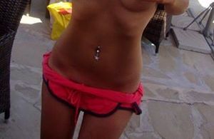 Meet local singles like Emma from West Virginia who want to fuck tonight