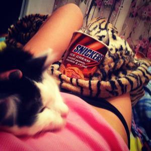 Emilee from Massachusetts is looking for adult webcam chat