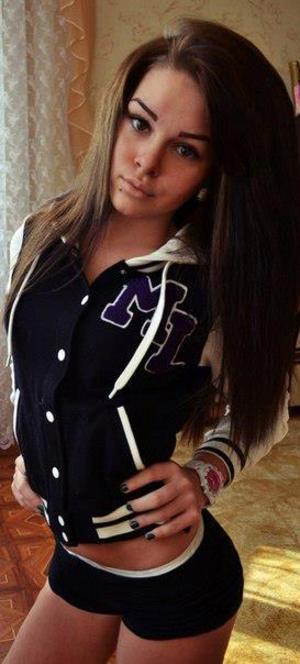 Isabel from Wisconsin is looking for adult webcam chat