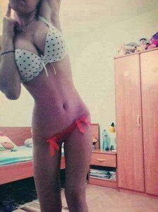 Escorts like Hannah are down to fuck you now!